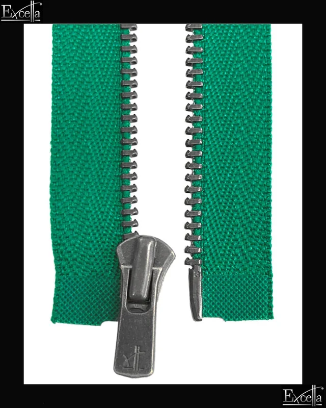 zipperandthread5662220