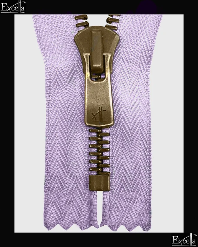 zipperandthread5662408