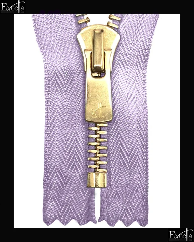 zipperandthread5703460