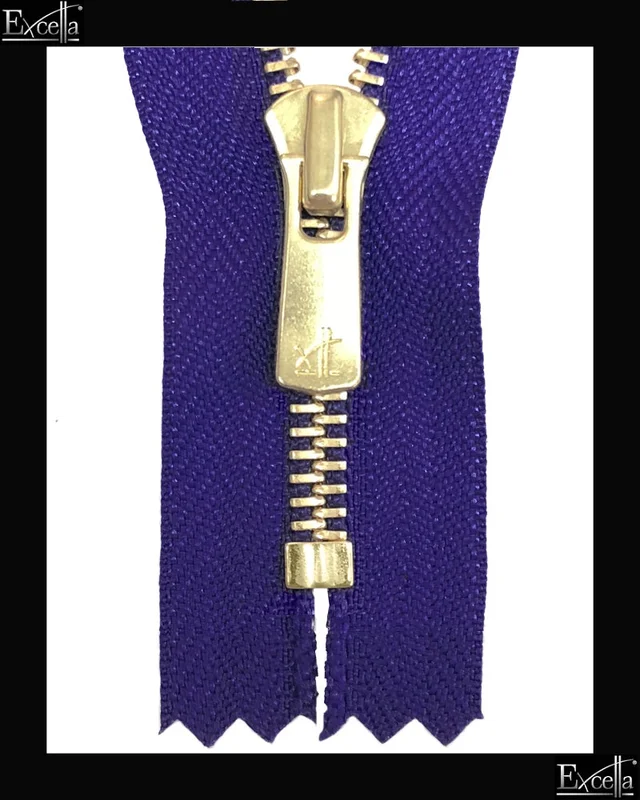 zipperandthread5712619